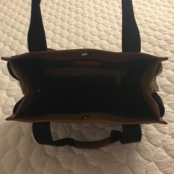 Tommy Hilfigre purse - Picture 2 of 2